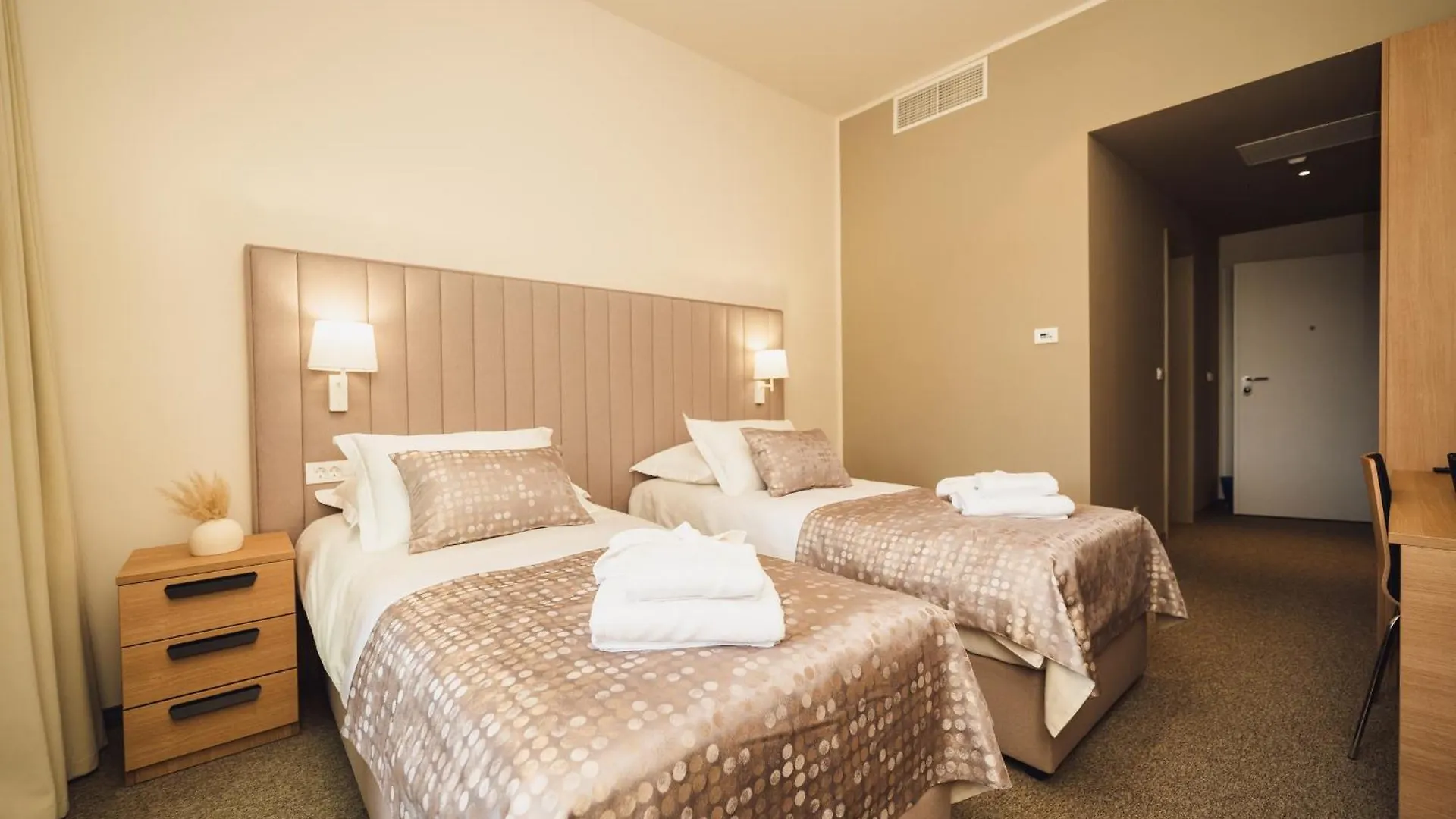 Hotel Akademis - Fit Split 4*,  Kroatien
